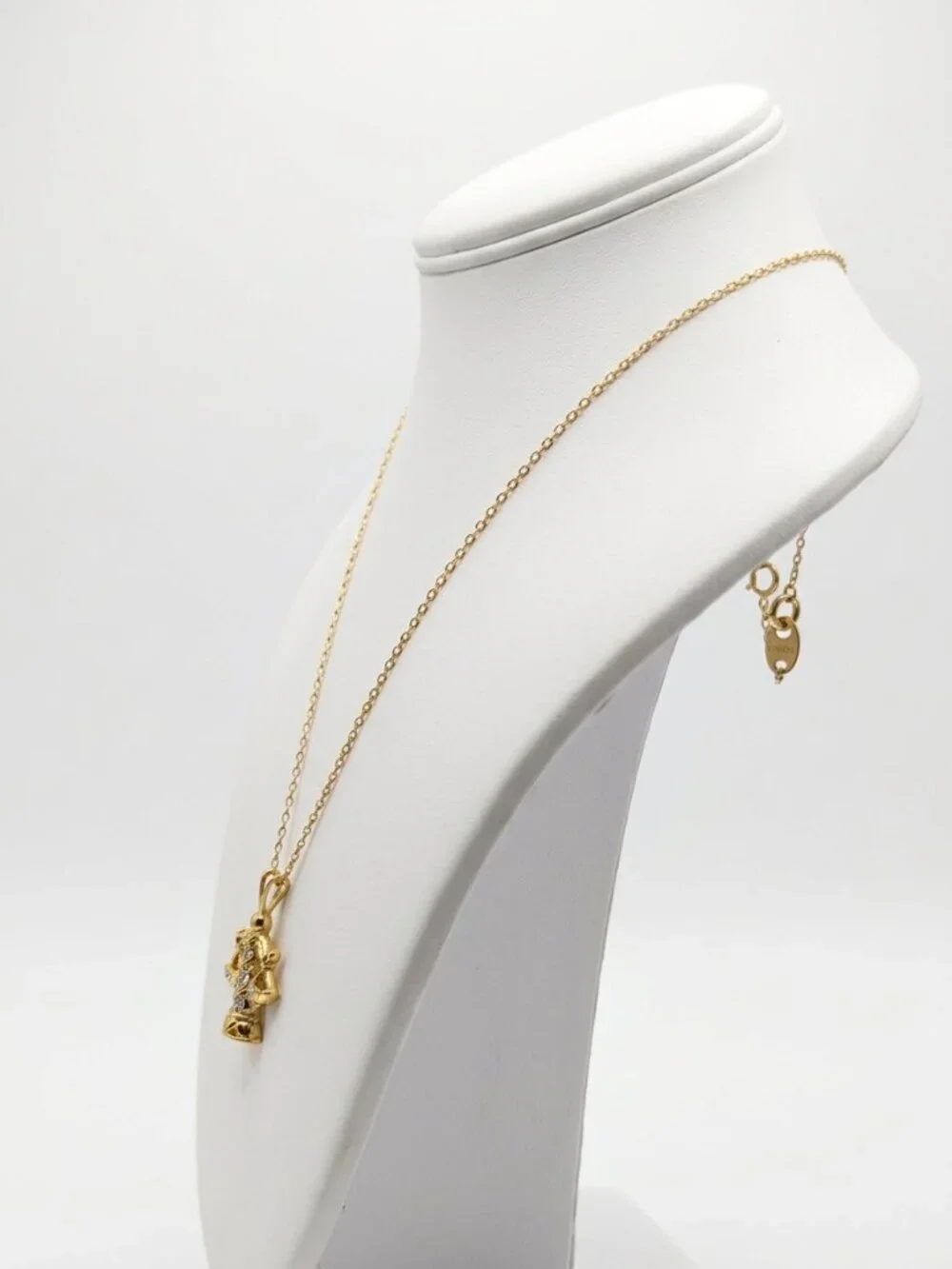 Vintage Avon Libra Zodiac Pendant Necklace - Gold Tone Scales of Justice